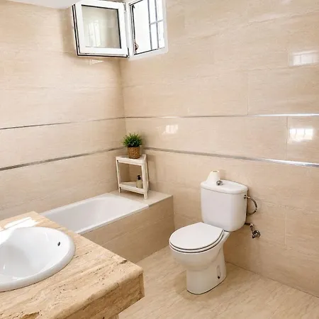 2 Bedrooms And 2 Suny Terraces